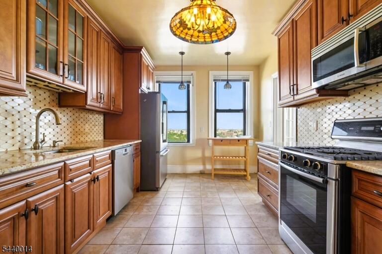 Property listing MLS 4034622 photo 8