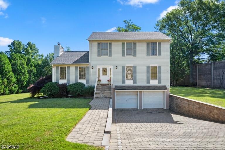 Property listing MLS 4034700 photo 1
