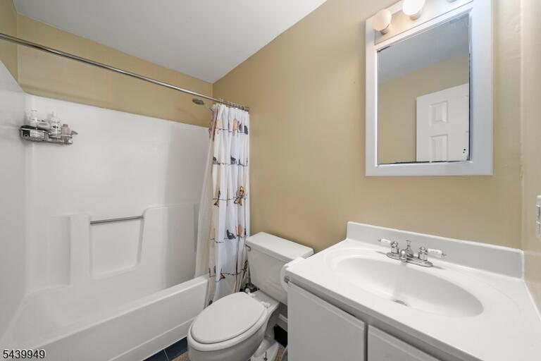 Property listing MLS 4034700 photo 20