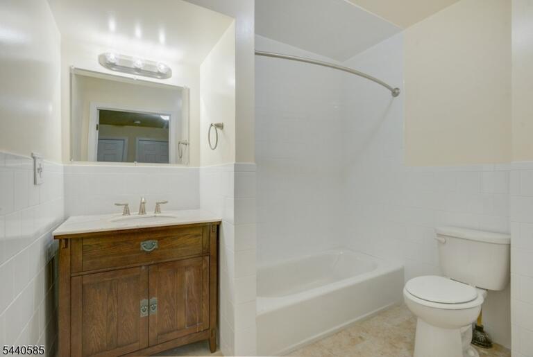 Property listing MLS 4035137 photo 5