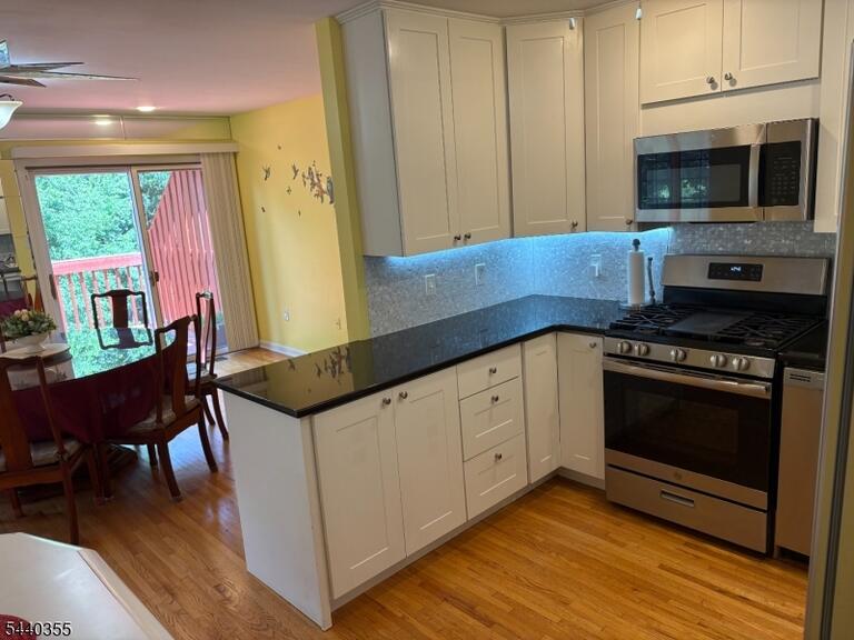 Property listing MLS 4035609 photo 5