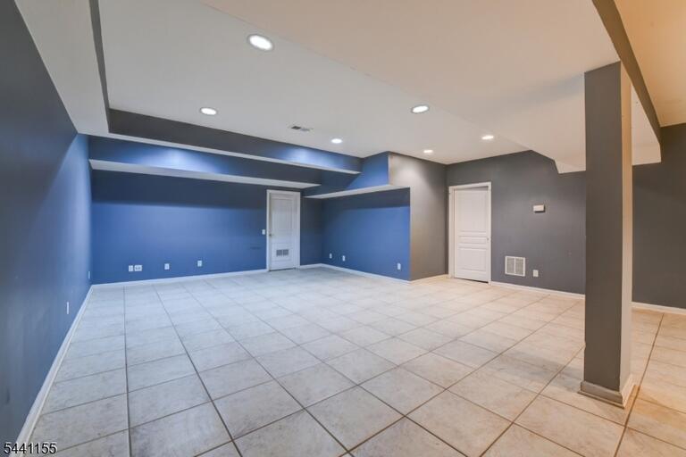 Property listing MLS 4035730 photo 43