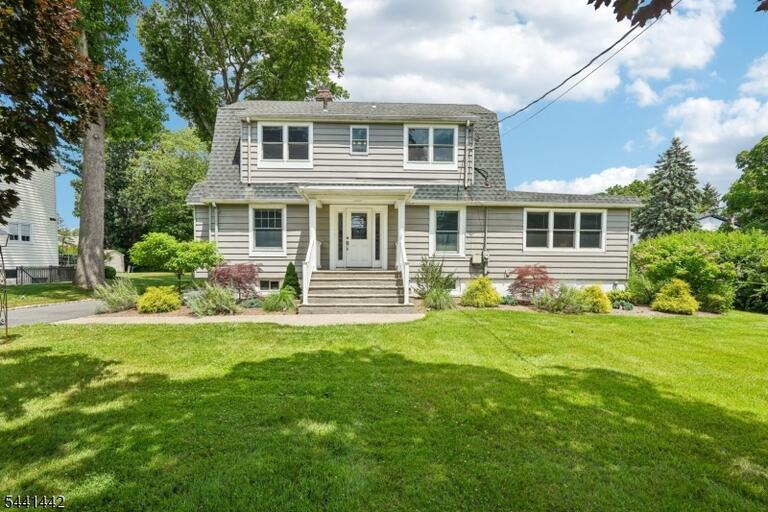 Property listing MLS 4036041 photo 2