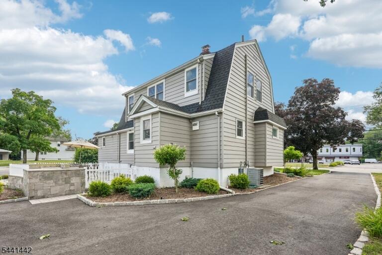 Property listing MLS 4036041 photo 32