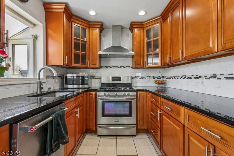 Property listing MLS 4036191 photo 5