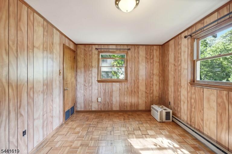 Property listing MLS 4036247 photo 15