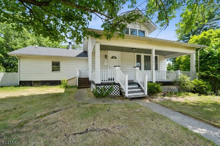 Property listing MLS 4036360 photo 1