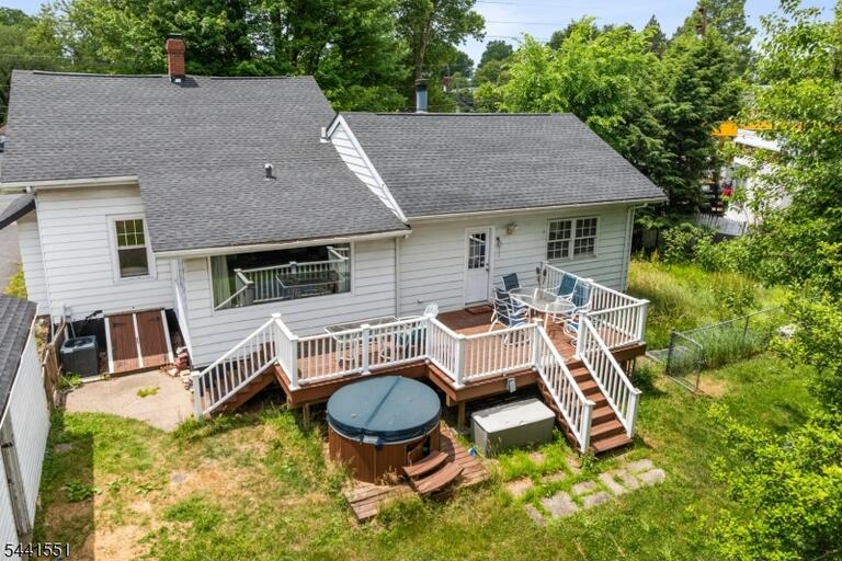 Property listing MLS 4036360 photo 26