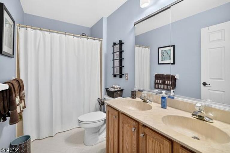 Property listing MLS 4036804 photo 28