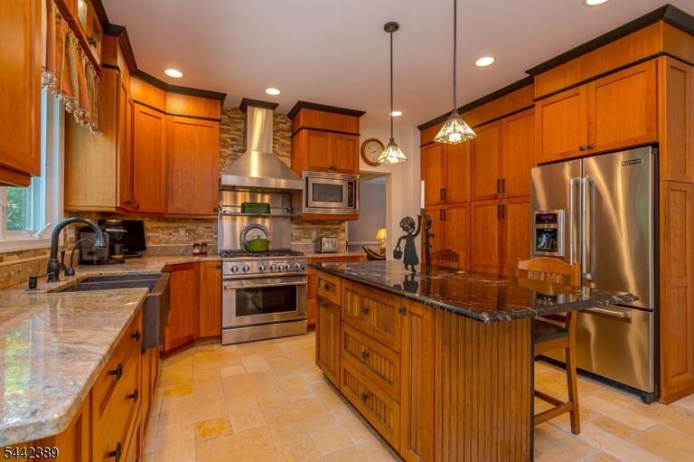 Property listing MLS 4036804 photo 43