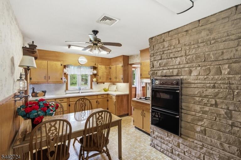 Property listing MLS 4037197 photo 18