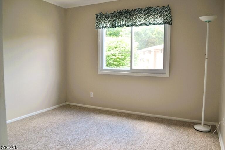 Property listing MLS 4037270 photo 11