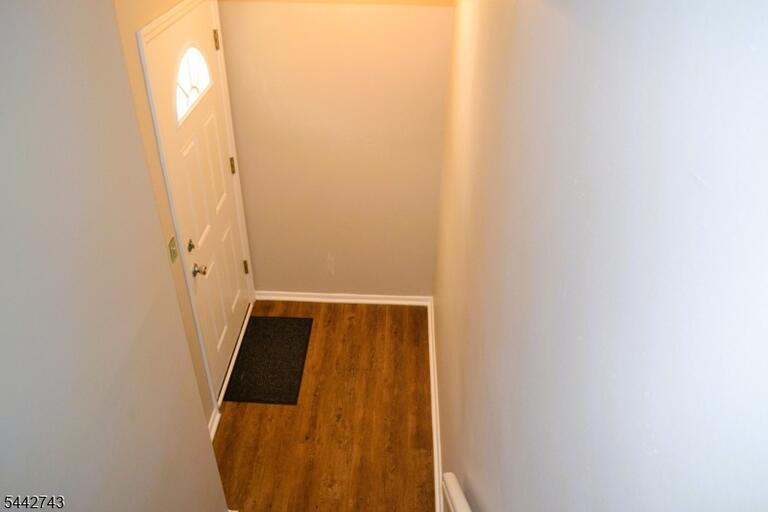 Property listing MLS 4037270 photo 7