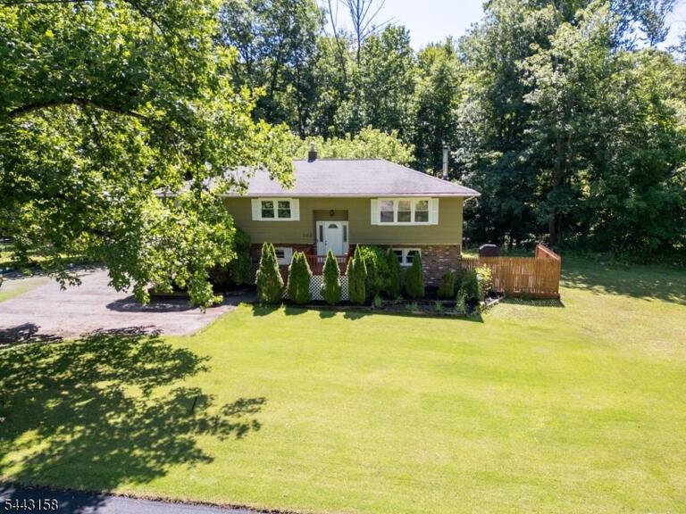 Property listing MLS 4037647 photo 32
