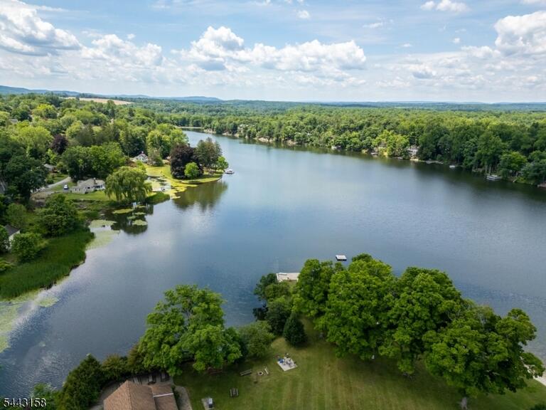 Property listing MLS 4037647 photo 37