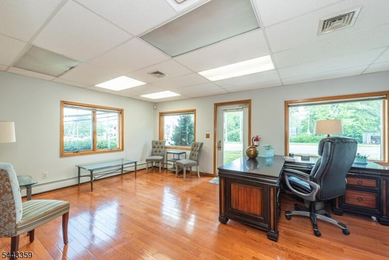 Property listing MLS 4037703 photo 3
