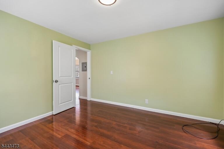 Property listing MLS 4037787 photo 17