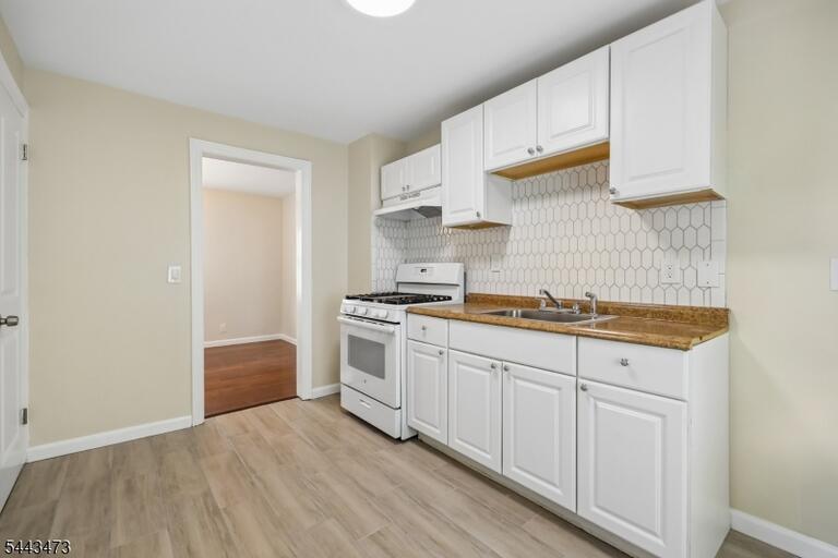 Property listing MLS 4037787 photo 19