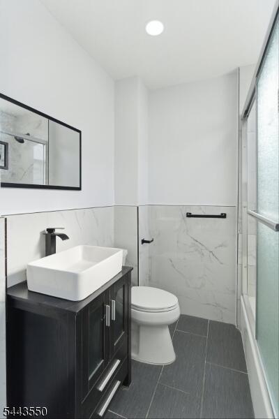 Property listing MLS 4037840 photo 3