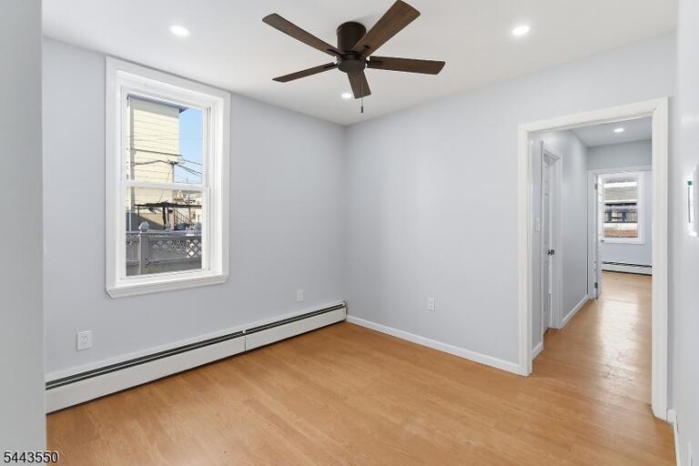 Property listing MLS 4037840 photo 4