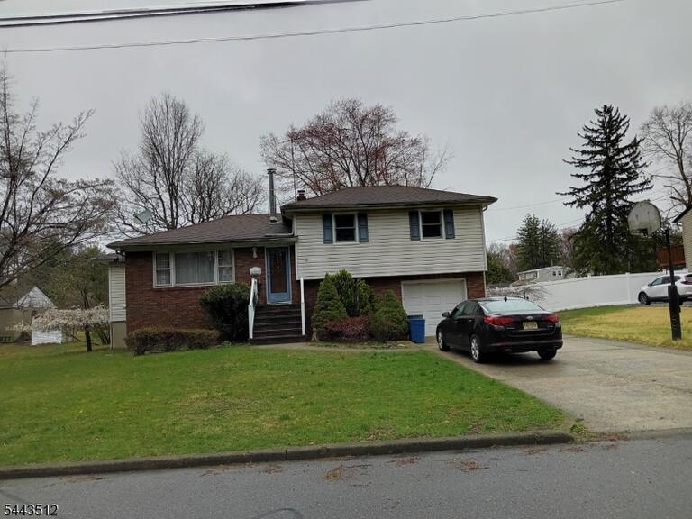 Property listing MLS 4038258 photo 1