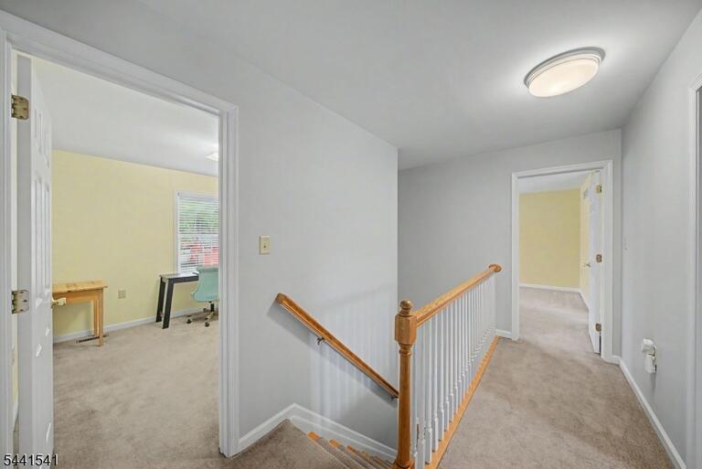 Property listing MLS 4038687 photo 29