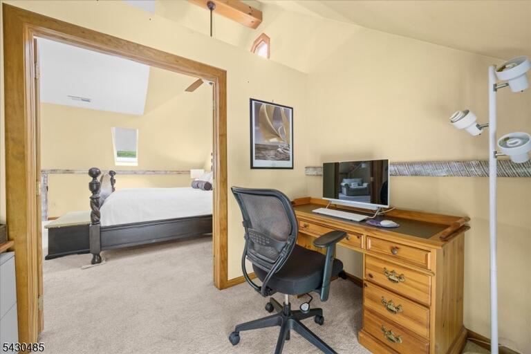 Property listing MLS 4038903 photo 23
