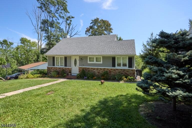 Property listing MLS 4039287 photo 1