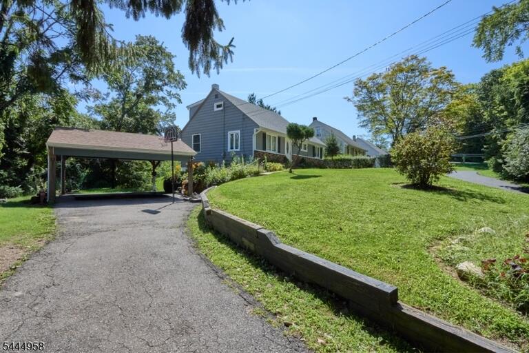 Property listing MLS 4039287 photo 5
