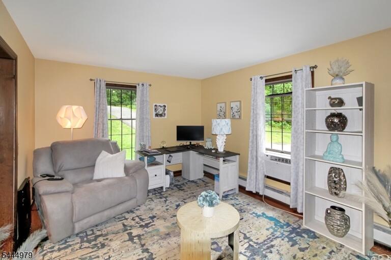 Property listing MLS 4039289 photo 6