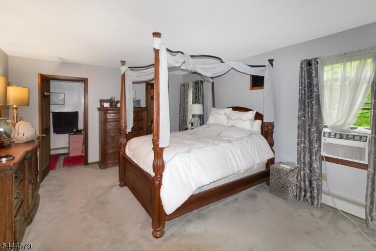 Property listing MLS 4039289 photo 8