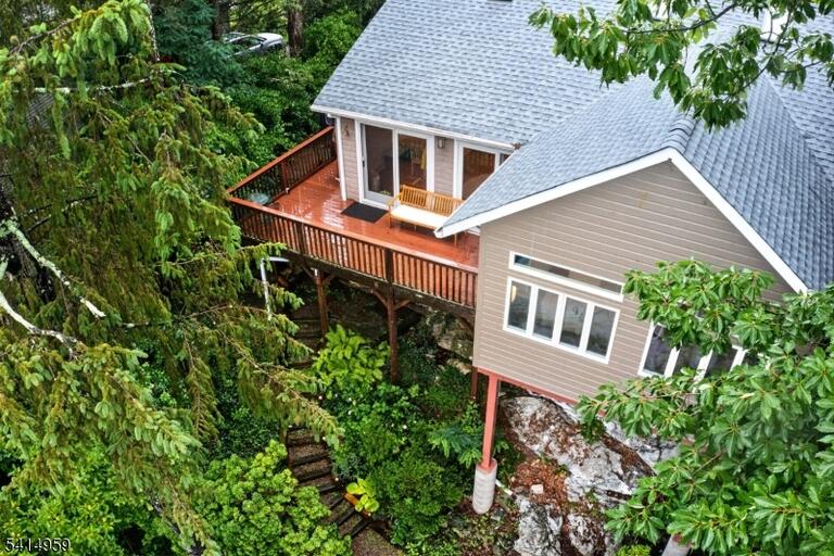 Property listing MLS 4039322 photo 17