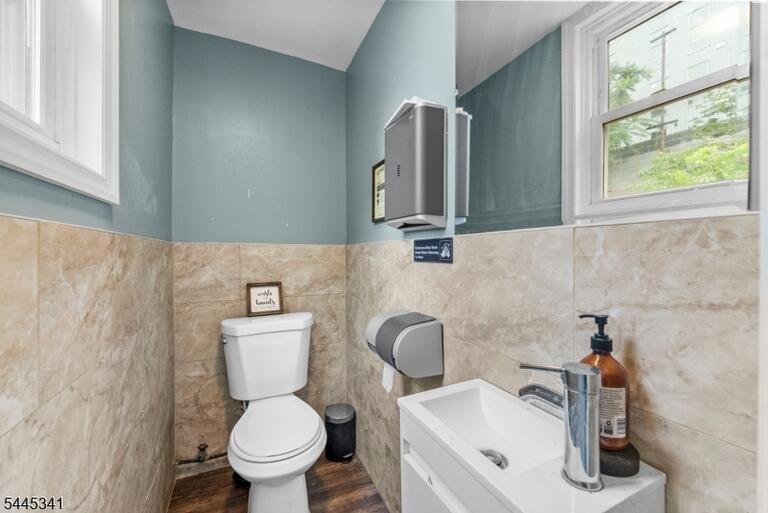 Property listing MLS 4039396 photo 5