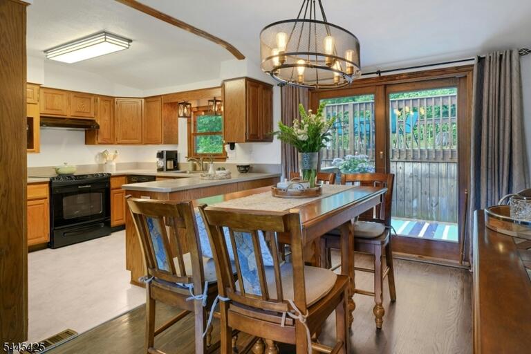 Property listing MLS 4039502 photo 6