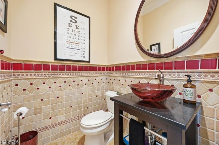 Property listing MLS 4039880 photo 14
