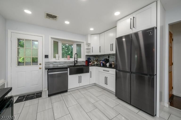 Property listing MLS 4039950 photo 12