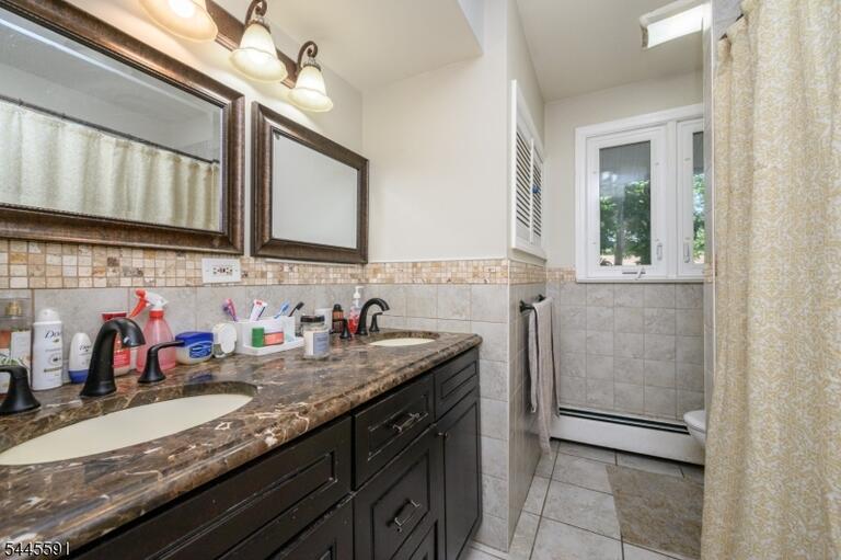 Property listing MLS 4039950 photo 14