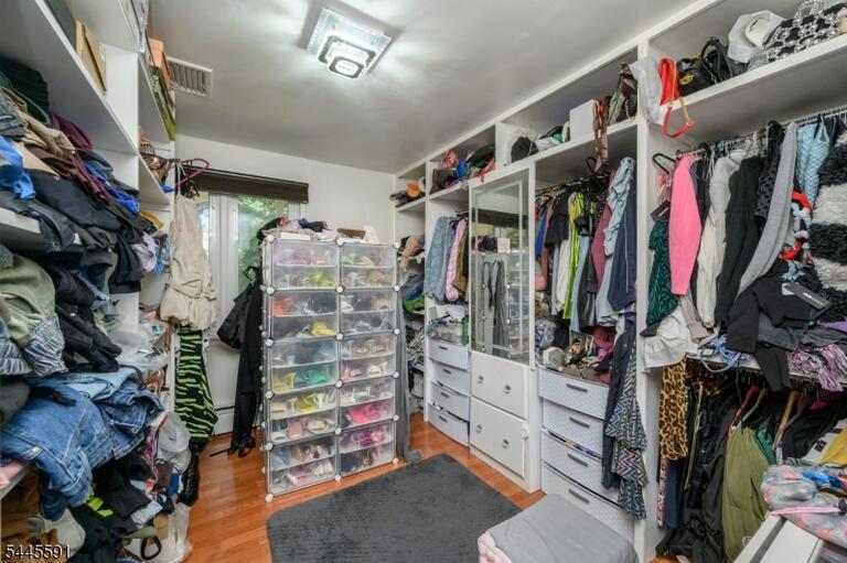 Property listing MLS 4039950 photo 17