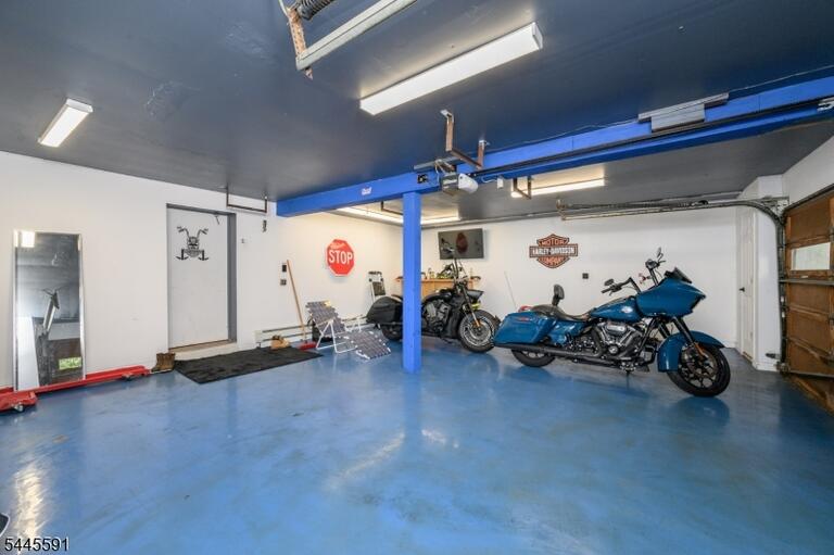 Property listing MLS 4039950 photo 33