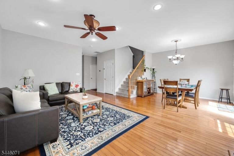 Property listing MLS 4040156 photo 11