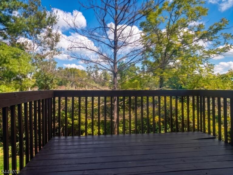 Property listing MLS 4040156 photo 26