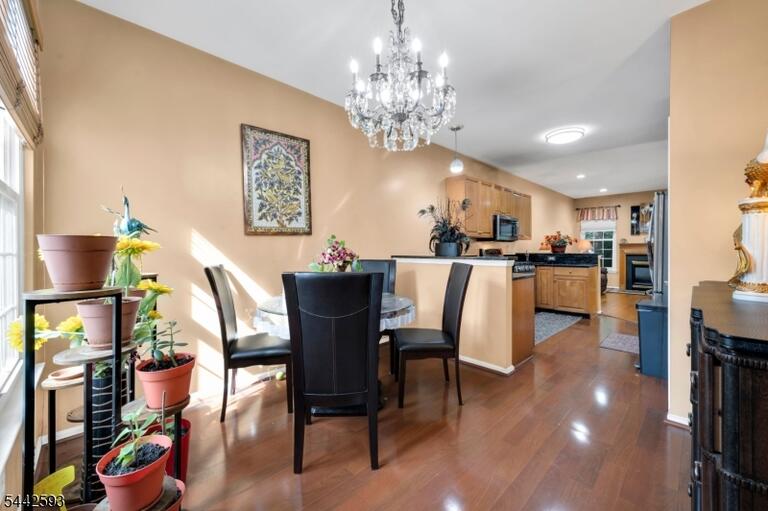 Property listing MLS 4040157 photo 8