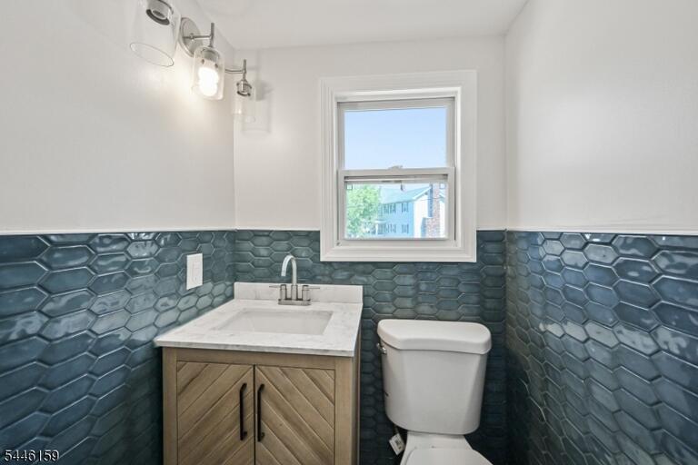 Property listing MLS 4040168 photo 21