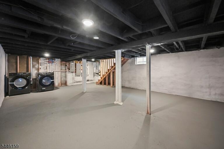 Property listing MLS 4040168 photo 22