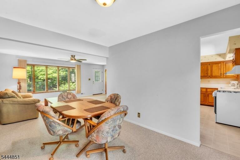Property listing MLS 4040193 photo 11