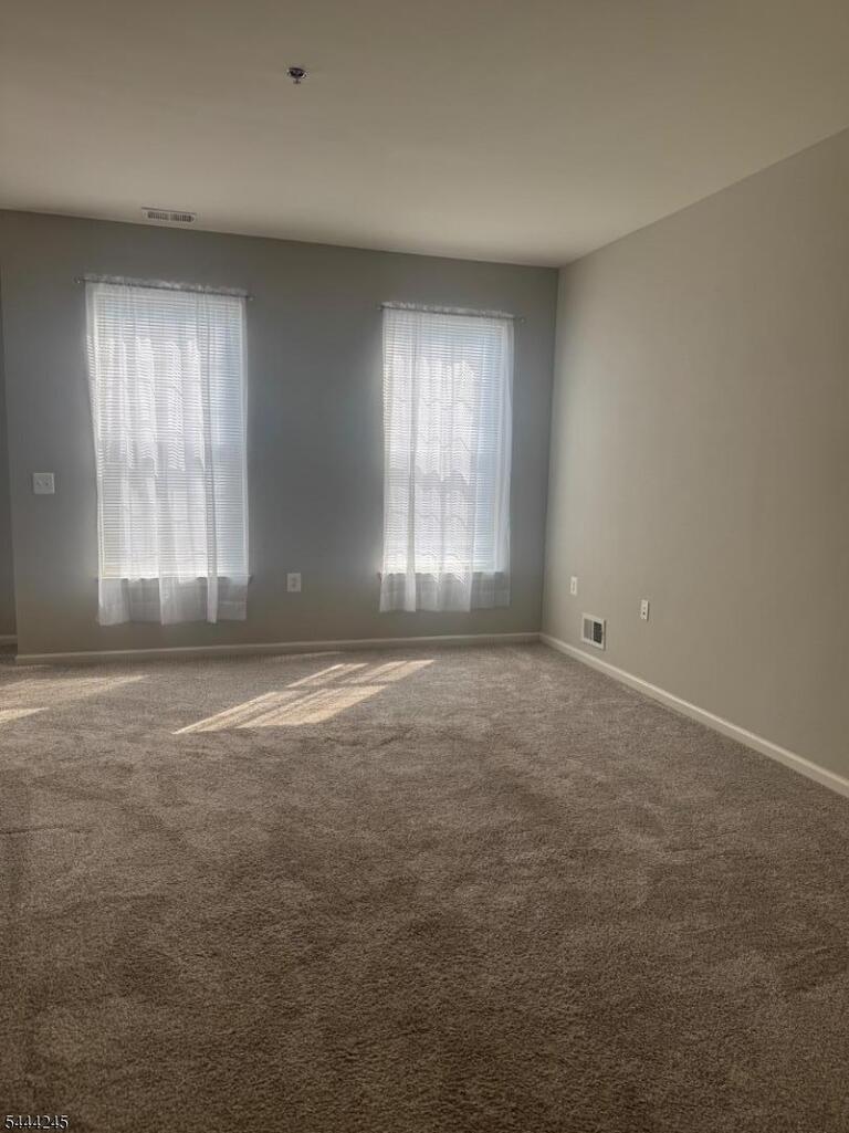 Property listing MLS 4040422 photo 6
