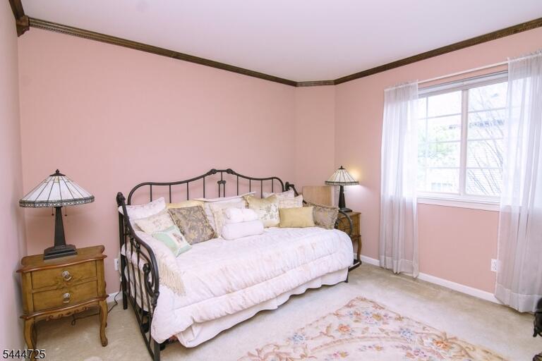 Property listing MLS 4040439 photo 27