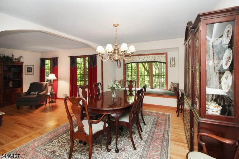 Property listing MLS 4040460 photo 13