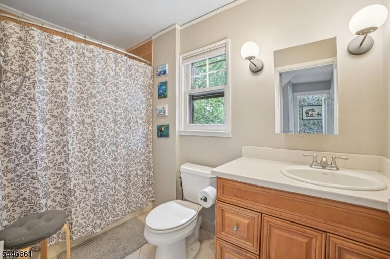 Property listing MLS 4040622 photo 14