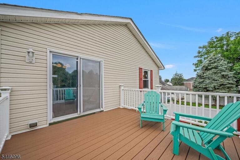 Property listing MLS 4040746 photo 20